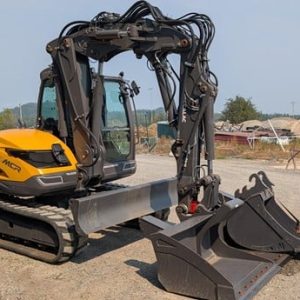 2022 MECALAC 10MCR