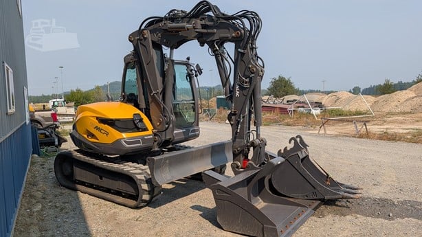 2022 MECALAC 10MCR
