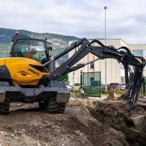 2024 MECALAC 11MWR